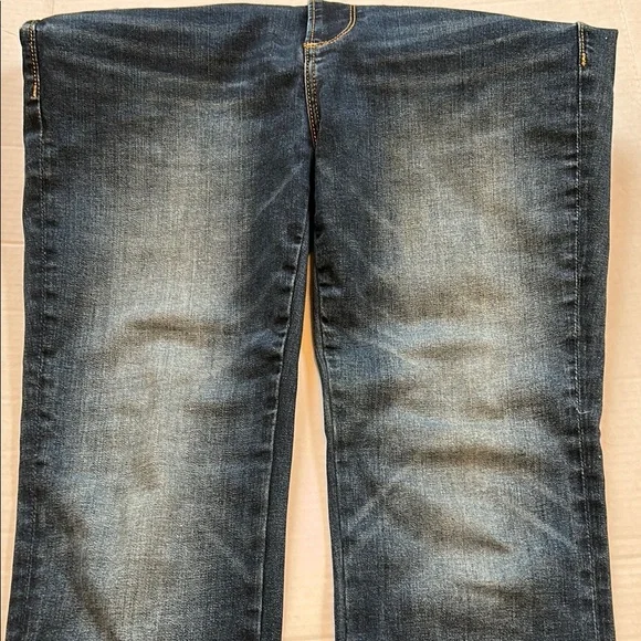 Driftwood Jeans Colette. Cropped. - Picture 10 of 10